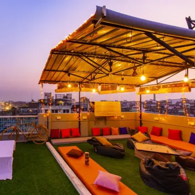 Wander Station Varanasi Hotels in 