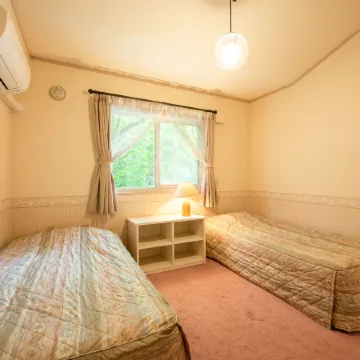 Spa Pension Mary King's