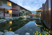 Gibsons Garden Hotel Các khách sạn ở Bowen Island