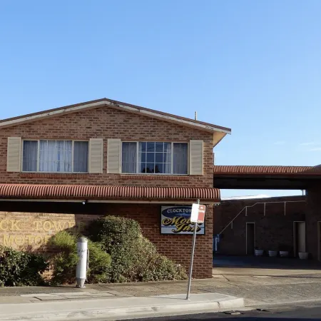 Clock Tower Motor Inn
