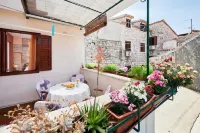 Apartments Ivica - Hot Tub