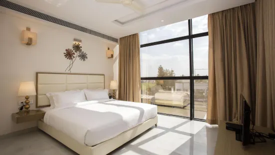 Sapphire Premium Hotel & Suite