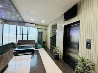 Col's Hotel Uphaar - balcon