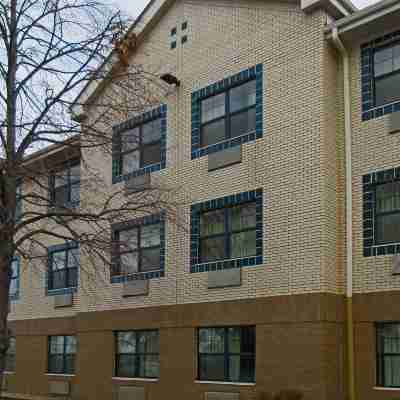 Suburban Studios Minneapolis Bloomington Hotel Exterior
