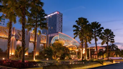Holiday Palace Hotels in 