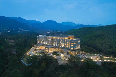 Hotel Exterior Hyatt Regency Dehradun Photo