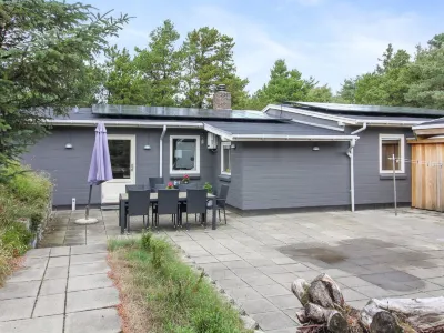 "Maaria" - 600m from the Sea