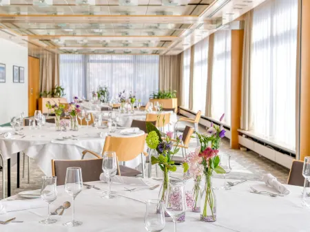 Mercure Parkhotel Mönchengladbach Отели в г. Менхенгладбах