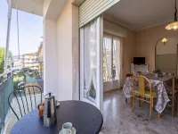Antonietta - 2-Star