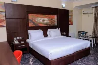 Desikok Royal Hotel