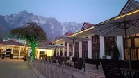 Jamal Resorts Hotels in Nishat