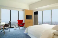 Four Points by Sheraton Surabaya, Tunjungan Plaza Hotels near Grand City Convention And Exhibition