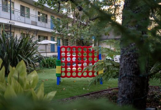 마린 스위트 호텔의 넓은 객실 내부