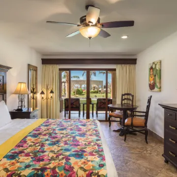 Hacienda Encantada Resort & Spa