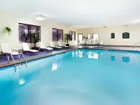 Holiday Inn Express Louisville Northeast Hotel di La Grange