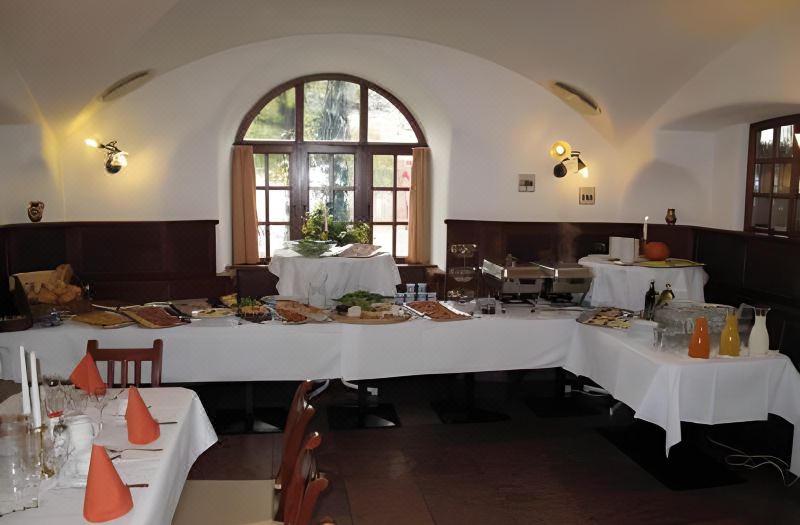 Bayerischer Hof photo 2