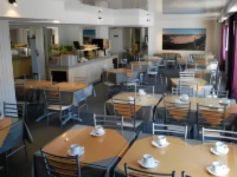 Brit Hotel Cahors - le Valentré Hotele w: Lot