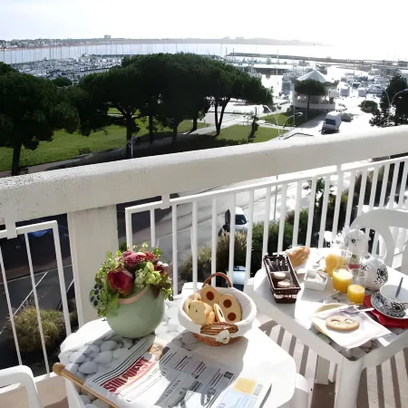 Brit Hotel Hermitage
