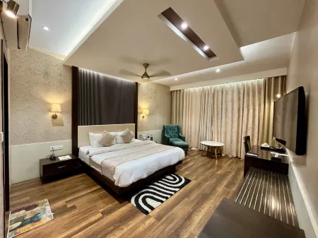 Royal Livin Отели в г. Варанаси