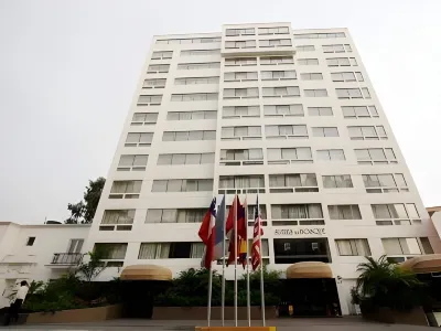 Suites del Bosque Hotel のホテル