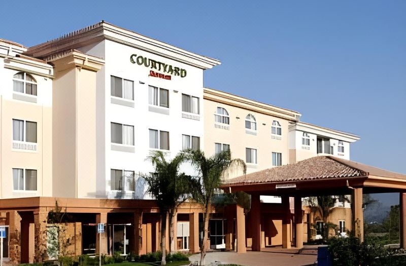 Courtyard Ventura Simi Valley