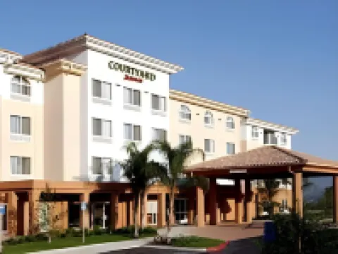 Courtyard Ventura Simi Valley