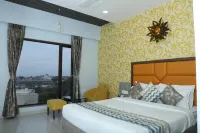 Hotel the Grand Ladhukara - balcony