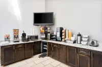 SureStay Hotel by Best Western Albuquerque Midtown - breakfast