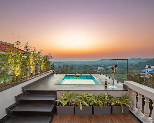 Grand Mercure Goa Candolim Hotels in Marra