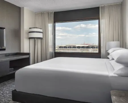Newark Liberty International Airport Marriott Hotels in Newark
