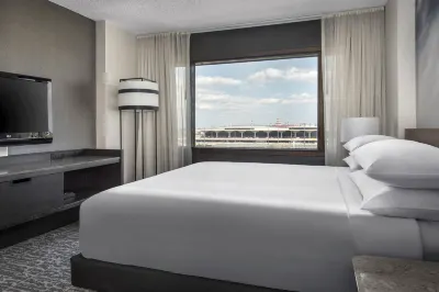 Newark Liberty International Airport Marriott Hotels in 