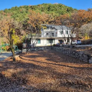 Ganghwa Island Healing Hill Pension Отели рядом с достопримечательностью «Горная крепость Канхва»