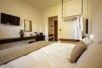 ELEONAS  bohotel - Pensions