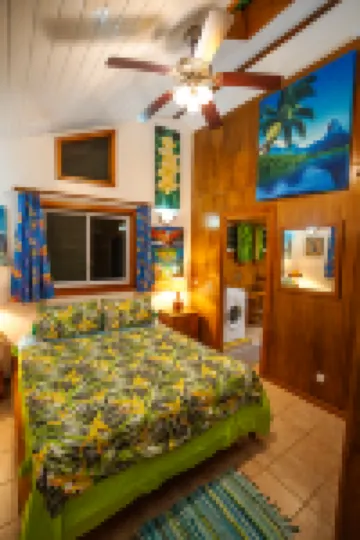 Marks Place Moorea