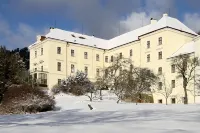 Zámek Křtiny Hotel a Vyskov