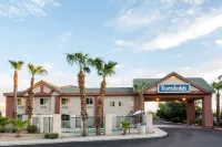 Super 8 by Wyndham Monett