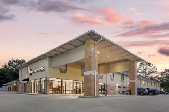 Best Western Plus Two Rivers Hotel Suites