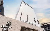 Brown Dot Yeosu Yeocheon Branch Hotel in zona Aeyangwon History Hall