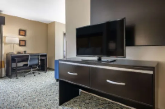 Comfort Suites Fort Lauderdale Airport South & Cruise Port Hoteles en Dania Beach