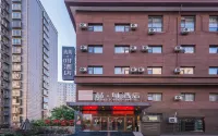 James Joyce Coffetel ( Lintong terracotta warriors HuaQingChi University City subway station store) Hotels in Xi'an