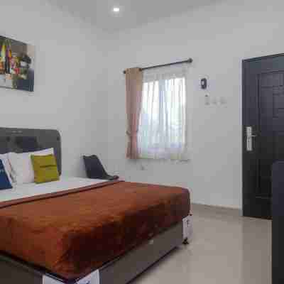 Urbanview KeTemon Hotel & Resto Yia by RedDoorz Rooms