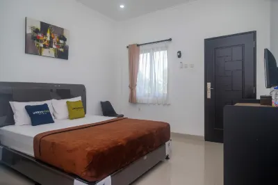 Urbanview KeTemon Hotel & Resto Yia by RedDoorz فنادق في Temon
