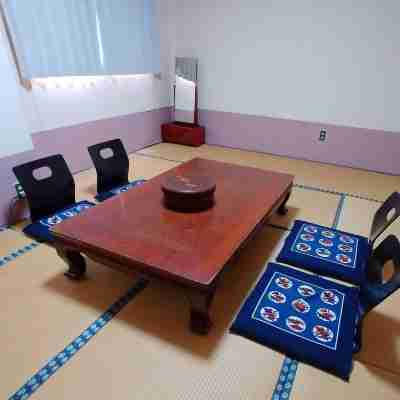 下田温泉 くつろぎの宿 マルコ Rooms