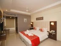 Ganpat Grand, Palani Hotel di Sivagiripatti