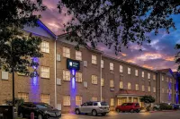 Hawthorn Suites by Wyndham Addison Galleria