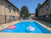 Sagebrush Inn & Suites - Pools
