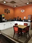 Super 8 by Wyndham Longview/North - 朝食