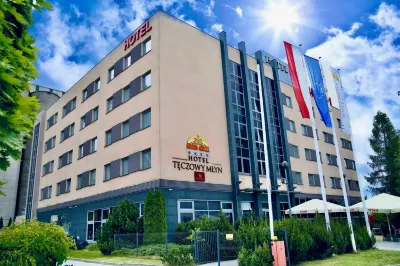 Hotel Tęczowy Młyn Hotels near Park Miejski