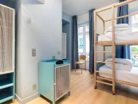 Hostel Ozz by HappyCulture