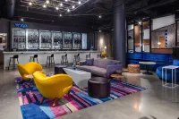 Aloft Atlanta at the Battery Atlanta